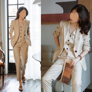 2021 New Professional Wear High-end Suit Suit Women's British Style Internet Celebrity Street Suit Vest Three-piece Spring Set