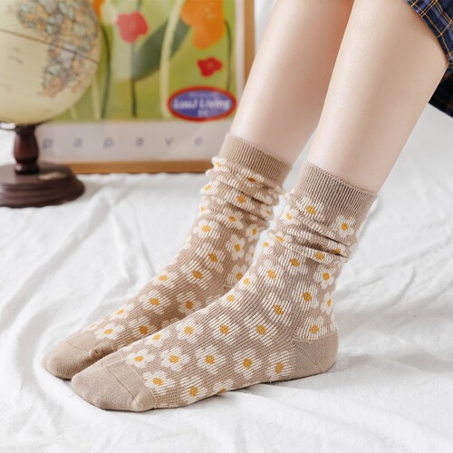 Socks for women, mid-calf socks, double-needle combed cotton socks, Hyuna style flower socks, Japanese retro student trendy socks, college socks