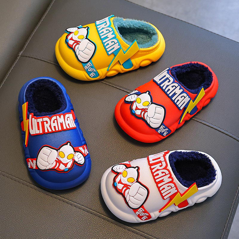 2024 nuevo invierno Ultraman zapatillas de algodón para niños impermeables calientes de peluche para niños pequeños y grandes zapatillas de algodón para niños pequeños