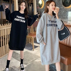 加绒加厚秋冬中长款印花连衣裙减龄字母长袖休闲卫衣裙300斤大码