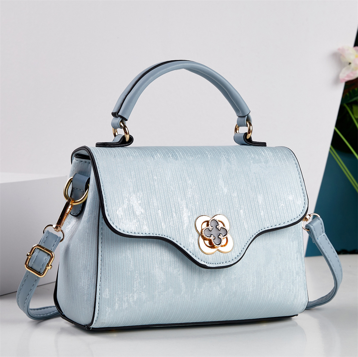 2026 nuevo color sólido bolsos retro bolsos de hombro de moda de viaje ocio versátil bolsas transfronterizas