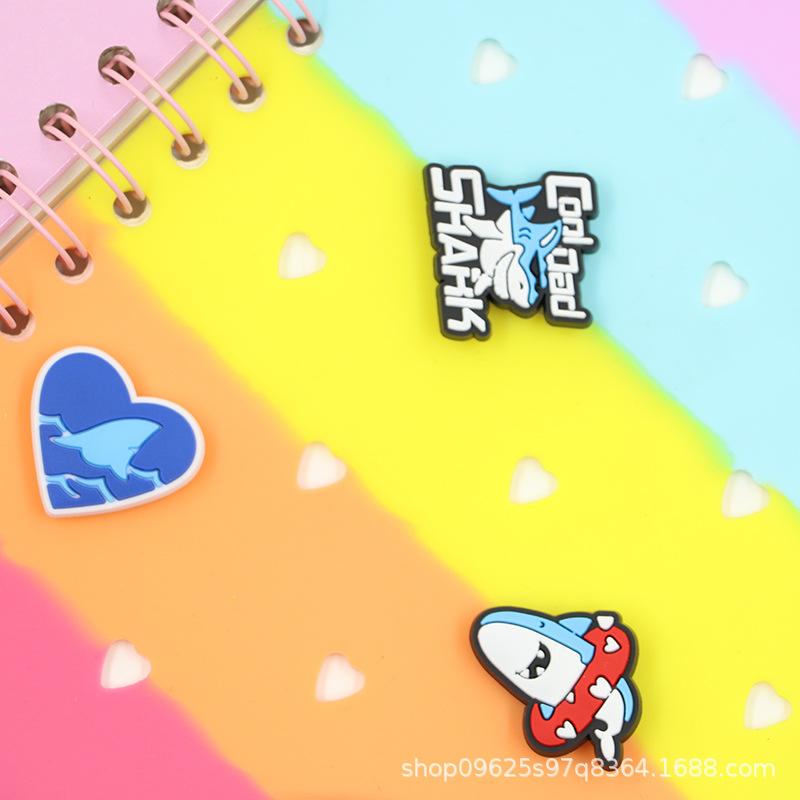 Transfronterizo DIY tiburón de tiburón cuaderno de mano de alto valor creativo tendencia cuaderno lindo simple desprimir hebilla