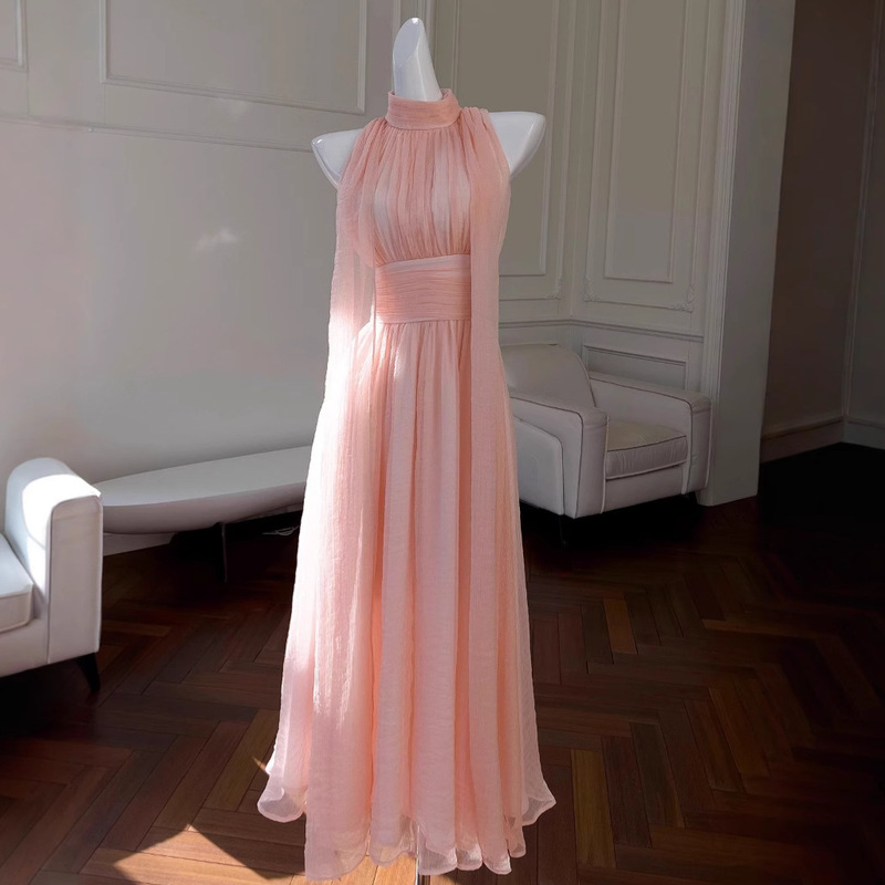 Spring and Summer New Pink Mesh Long Off-shoulder Fairy dress Light Luxury High-end Tight Waist Slimming Elegant Long Dress
