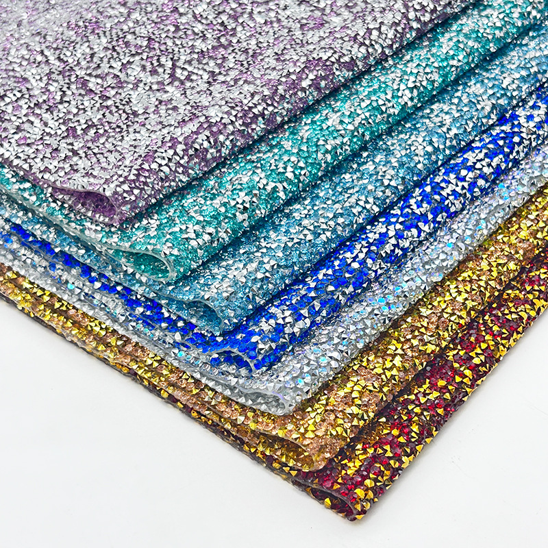 Pegatinas de diamantes de imitación de resina al por mayor de fábrica Pegatinas de diamantes de imitación autoadhesivas para la decoración del automóvil Pegatinas de diamantes de imitación Parche de vestido de novia de bricolaje