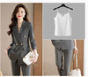 Sy6301 gray suit + gray trousers + 3028 white suspenders