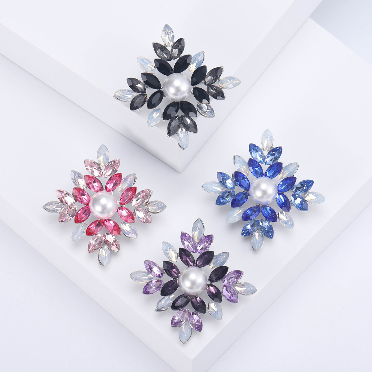 Damen Brosche Vintage Perle Kristall Schmetterling Blume Anstecknadel_voghion.com