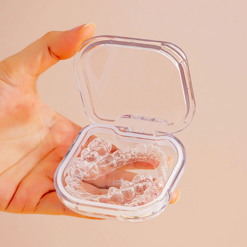 Holder Storage Box Portable Orthodontic Invisible Braces Box Small Box for Dentures Teeth Appliance Storage Box