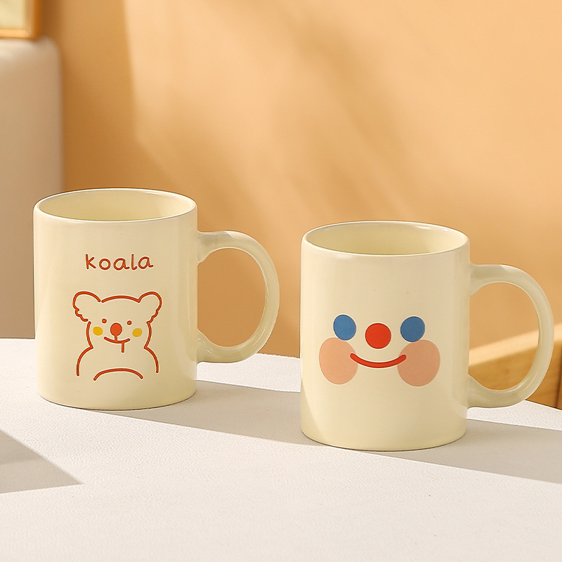 高颜値insアニメかわいいクリーム黄色ruanfuマグカップ米黄陶磁器カップ女子がコップを飲む|undefined