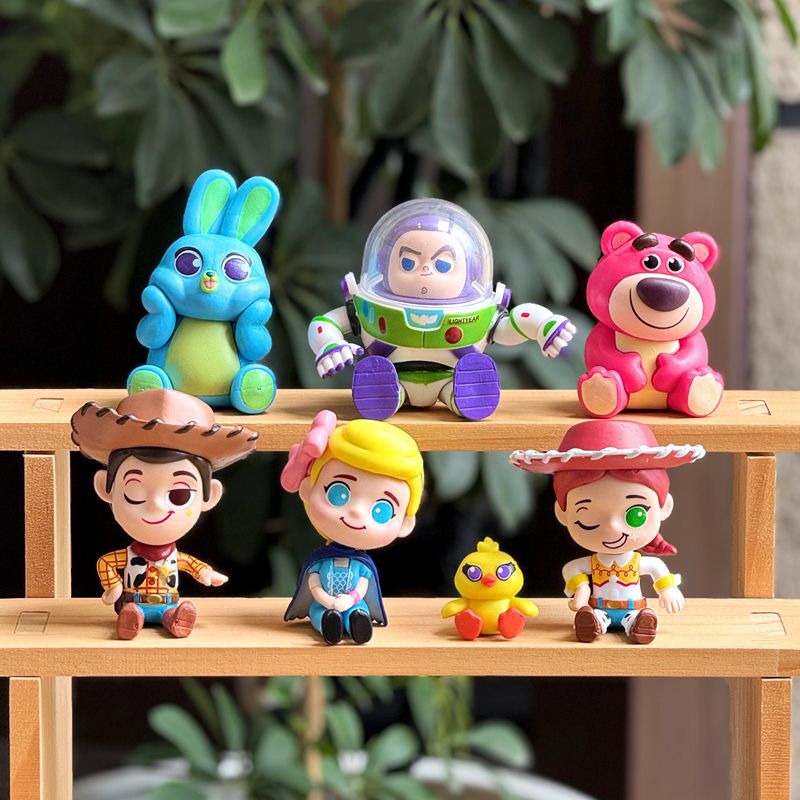 Second Generation 7 Models of Toy Story Figures: Woody, Jessie, Buzz Lightyear, and the Three-Eyed Alien Anime Figure Models Second Generation 7 Models of Toy Story Figures: Woody, Jessie, Buzz Lightyear, and the Three-Eyed Alien Anime Figure Models