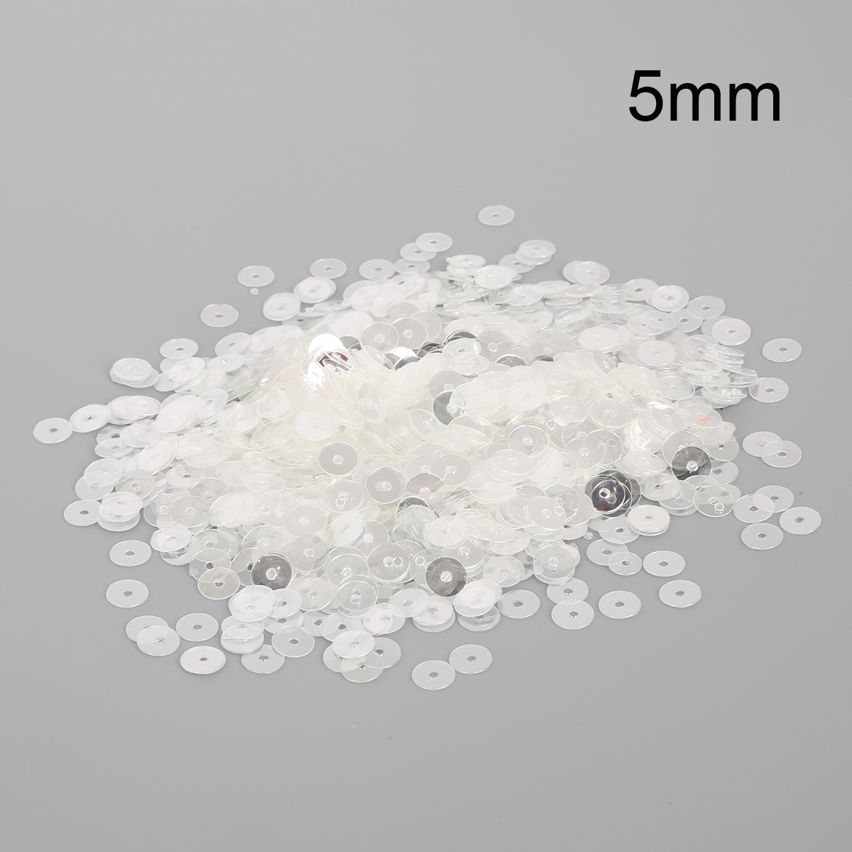 White, diameter 5mm, 5mm, 2700 pieces