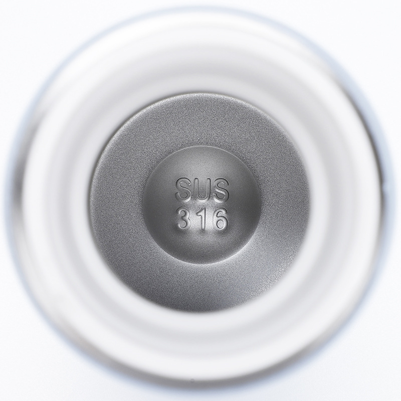 Amazon nuevo 316 Acero inoxidable mini ventosa portátil estudiante niños bolsillo taza de agua portátil taza al por mayor