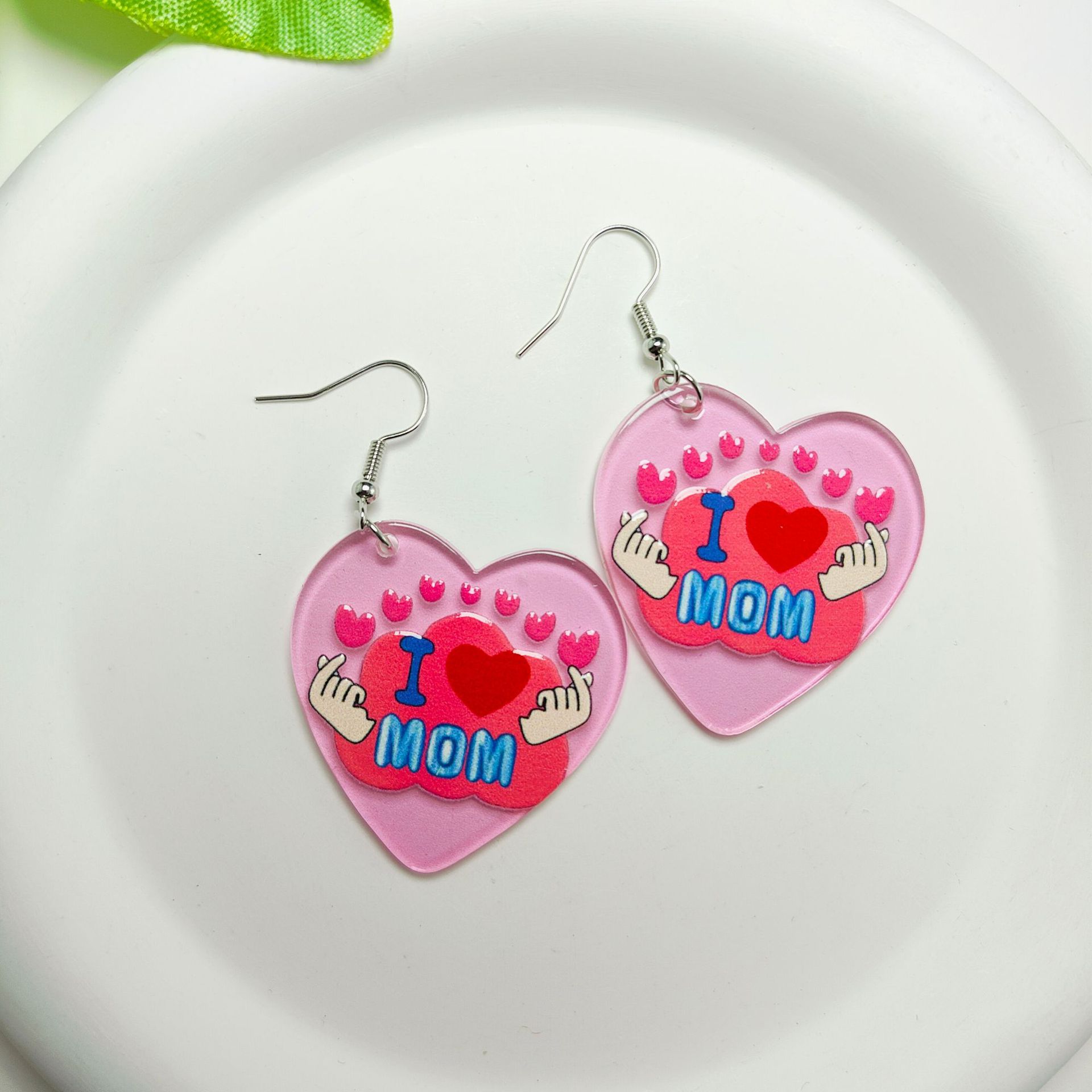 Lady Simple Style Heart Shape Arylic Printing Mother'S Day Women's Ear Hook 1 Pair display picture 5