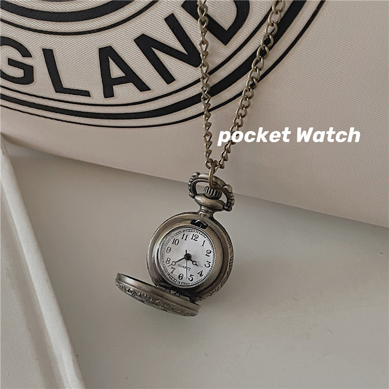 Fashion Small Pocket Watch Retro Flip Cover Student Girl Necklace Watch Hollow Style Jewelry Hanging Watch Korean Version Children's Creative Gift