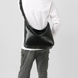 中大学生书包;女士单肩包;男士单肩包