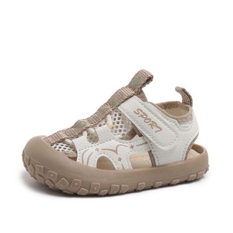 Sandalias deportivas de moda para niños estilo neumático, modelo nuevo de verano 2026, sandalias casuales de punta cerrada para niñas, sandalias para bebés que empiezan a caminar