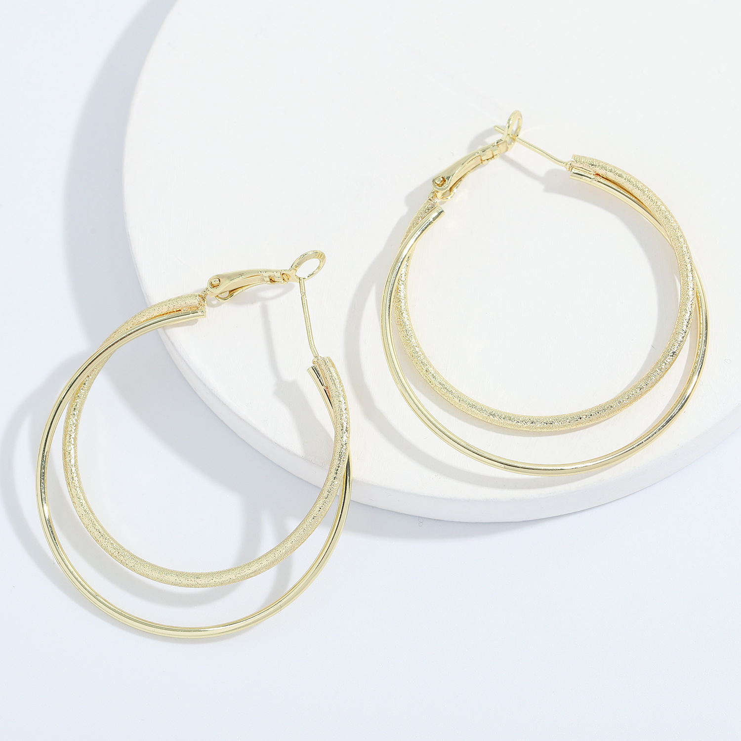 Boucles D&#39;oreilles Rétro Cercle Géométrique En Cuivre display picture 5