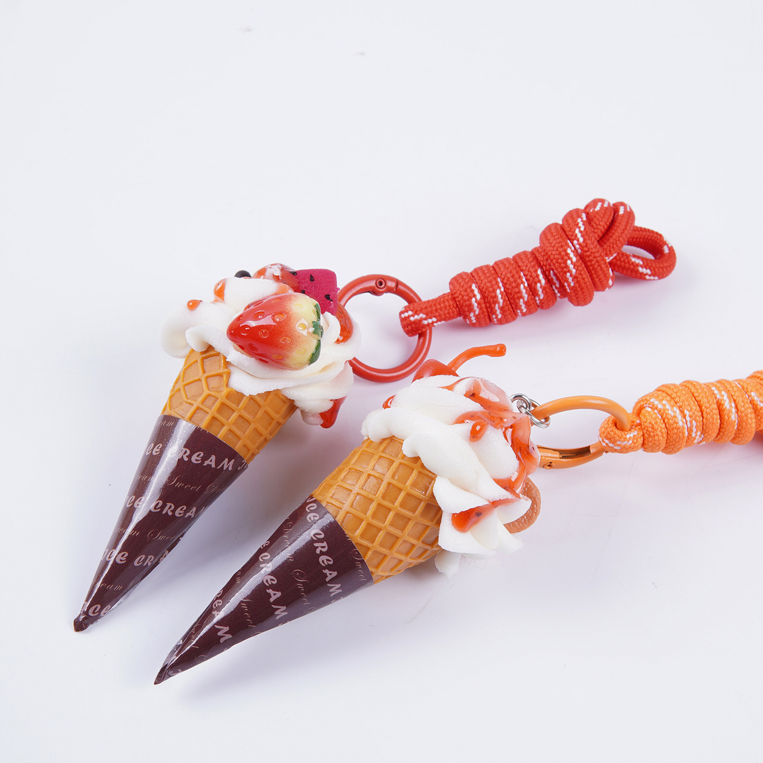 Simulación de helado colgante helado de frutas creativo juguete de simulación de helado de barril colgante