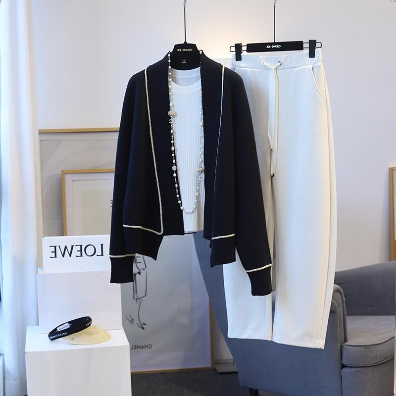 High-end Temperament Gold Woven Loose Slimming Buckle-free Long Sleeve Knitted Cardigan Women's Sweater Top Autumn 651C