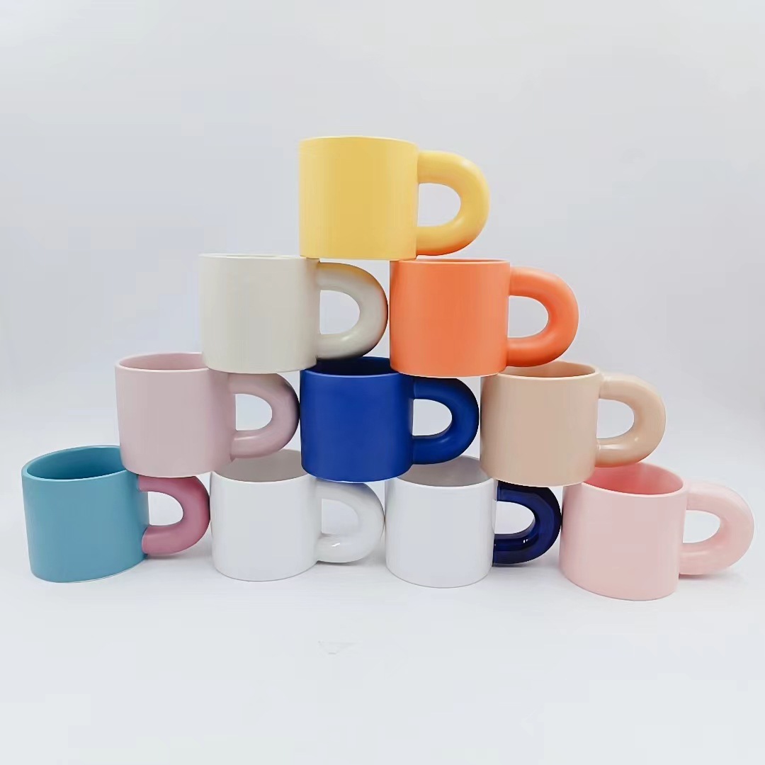 Nuevo 8.5 * 8cm 310ml taza de cerámica de orejas grandes taza de leche taza de desayuno taza de pareja
