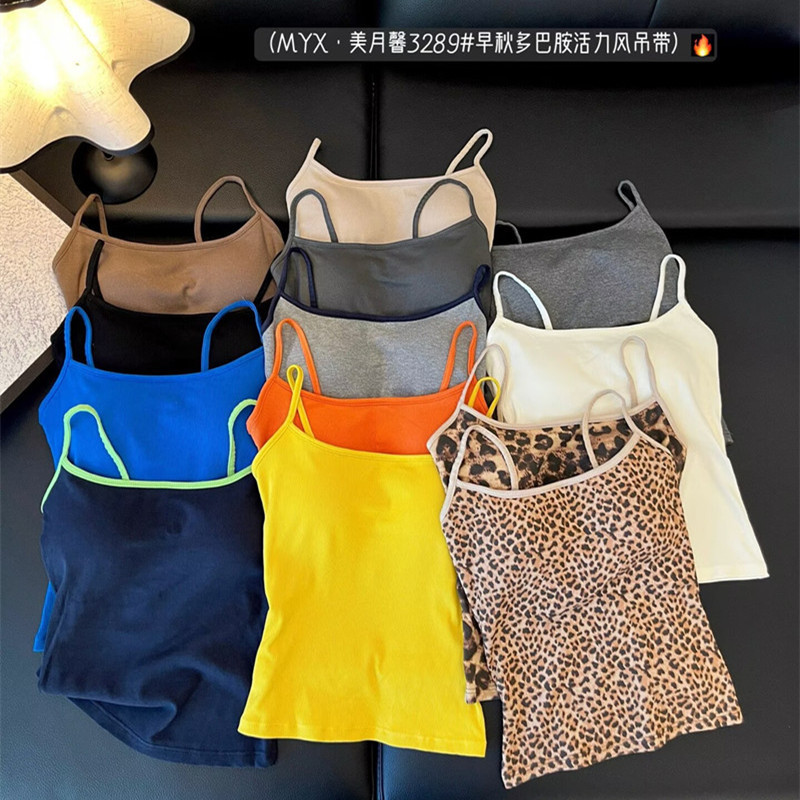 Meiyuexin 3289 Leopard Print Knit Camisole for Women, Slim Fit with Built-in Chest Pads, Suitable for Layering or Wearing Alone