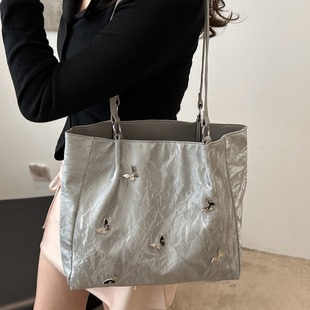 This year's popular large-capacity commuter bag 2024 new fashion bow shoulder women's bag all-match tote bag
