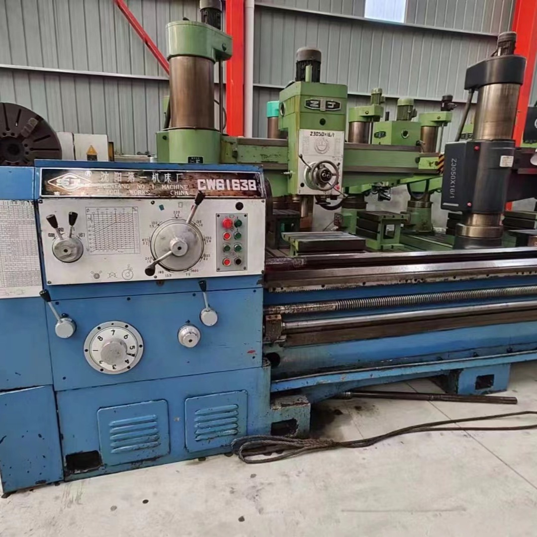 转让沈阳CW6163x5米卧式车床主轴通孔直径100回转直径630