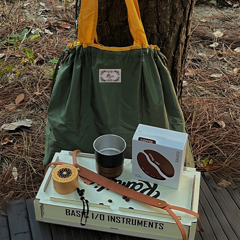 Green shopping bag