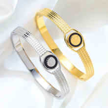 �����C��ϴ�費��ɫ����ɫ�A���ֱ����P����C�����_��������l