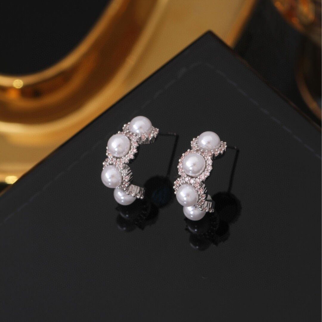 《高版本不掉色18k金厚度0.05+電泳+拋數++4》蕾絲灰珠c圈批發