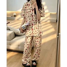女式针织衫;女式毛呢外套;女式羊绒衫