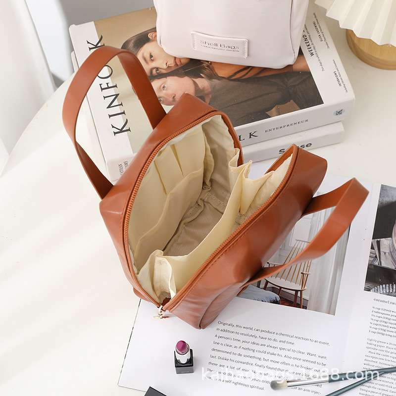 Shell portable makeup bag, portable large capacity makeup storage bag, waterproof internet celebrity high beauty makeup bag_voghion.com