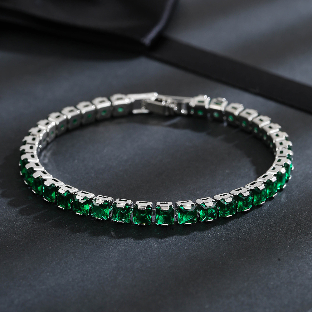 fashionable green small design elegant bracelet with zircon