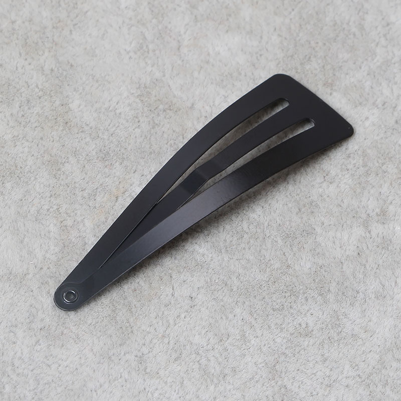 Black triangle