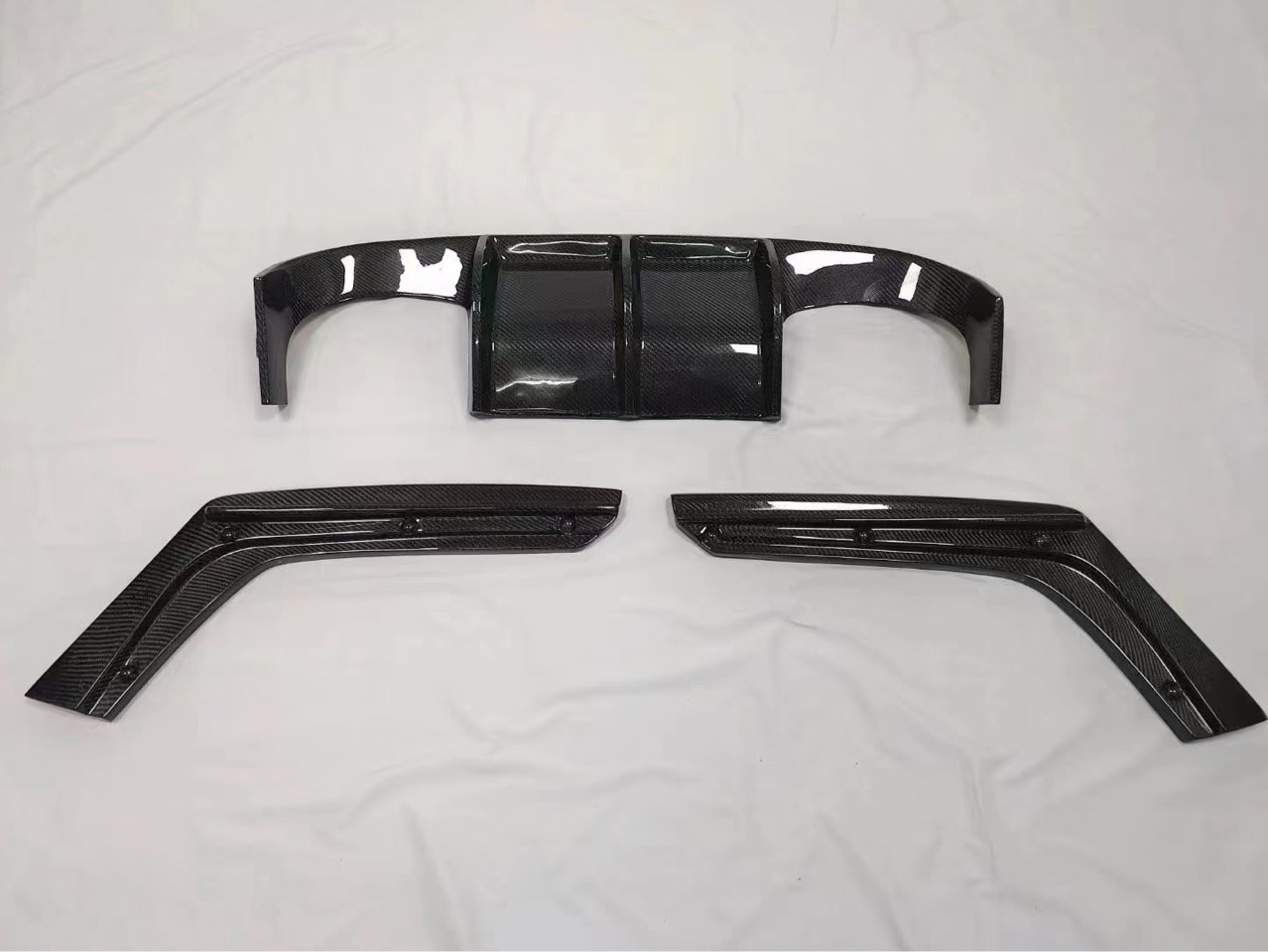 Suitable for Bmw F80F82 Rear Lip M3M4 Modified V-Style Three-Stage Tail Lip Rear Spoiler Small Surround Kit