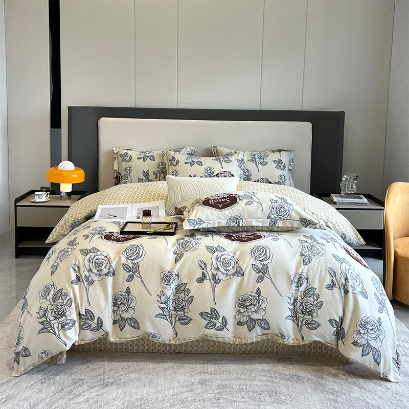 Nuevo juego de cuatro piezas de lana gruesa y cepillada, ropa de cama de edredón de impresión de lujo ligero para el hogar, ropa de cama de otoño e invierno al por mayor