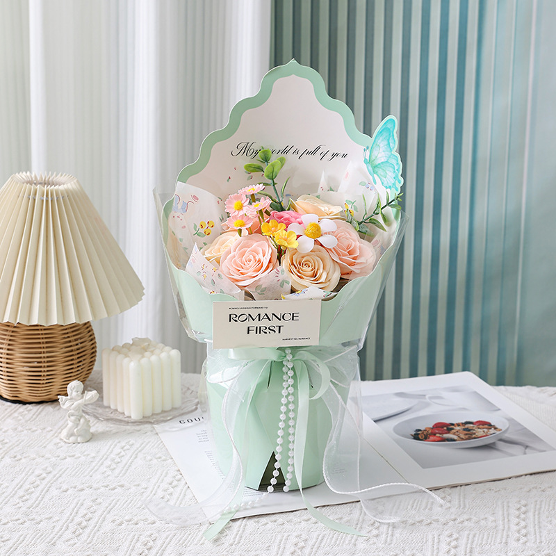 나비 꽃다발-그린