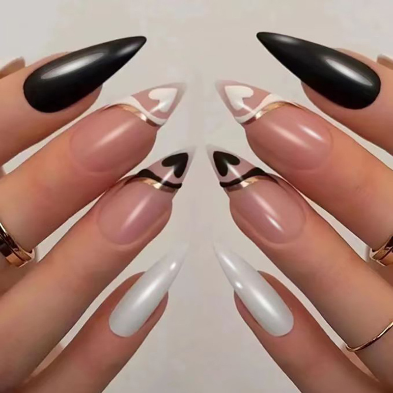 Transparent pink long pointed nail black and white matching love golden lines European and American wearable nail nail polish finished fake nail