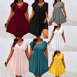 连衣裙;时尚休闲套装;女式T恤