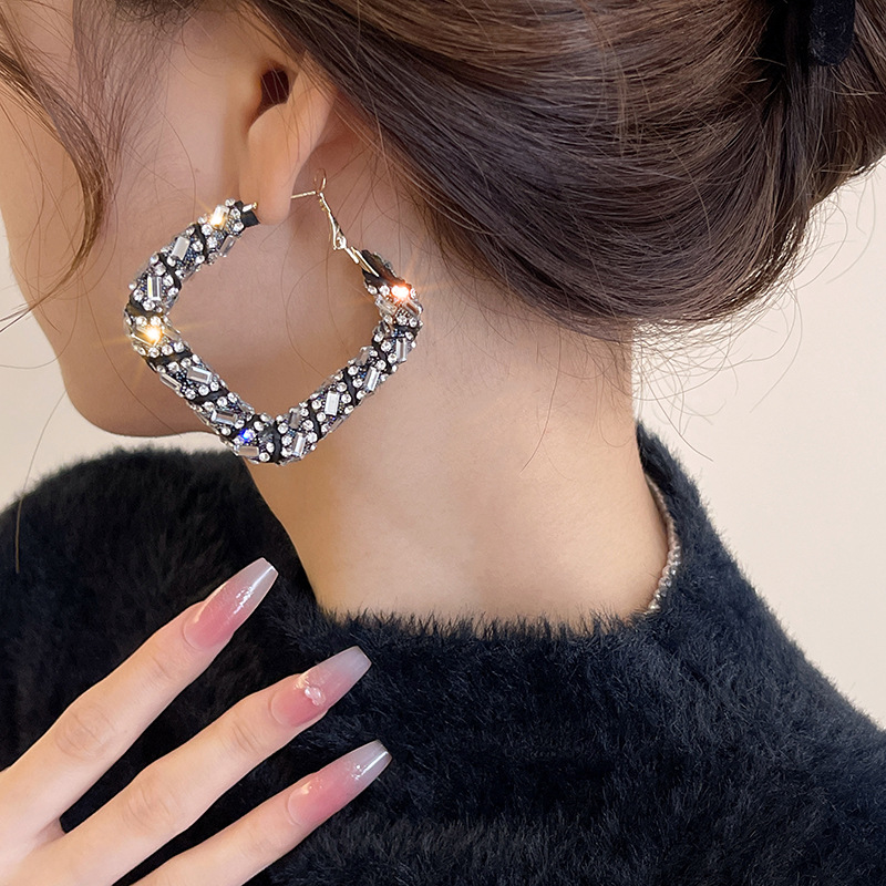 Fashion Circle Metal Inlay Zircon Womenu0027S Earrings 1 Pair