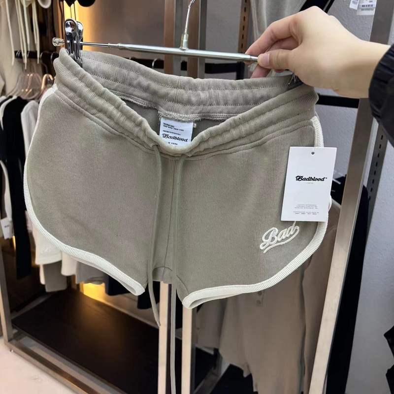 badbloood Soft Dolphin Sports Shorts Women's Bag Hip Casual Running Embroidered Short Pants Summer in stock