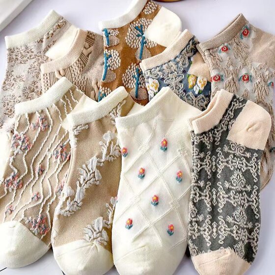 Zhuji Socks Women's Mori Style Autumn and Winter Breathable Sweet Japanese Style All-match Short Tube Vintage Three-dimensional Women's Boat Socks