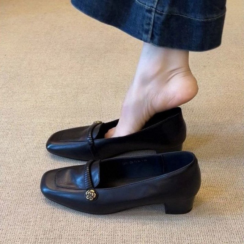 2026 verano nuevo zapatos de un pie Lefour zapatos de cuero retrógrado zapatos de textura simple Lefour zapatos de mujer zapatos de soltero