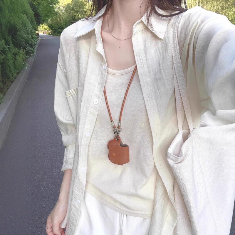 Apricot-Colored Cotton and Linen Long-Sleeved Shirt for Women, Summer Thin Style, Loose and Relaxed Feel, Shirt and Camisole Sun Protection Two-Piece Set Apricot-Colored Cotton and Linen Long-Sleeved Shirt for Women, Summer Thin Style, Loose and Relaxed Feel, Shirt and Camisole Sun Protection Two-Piece Set