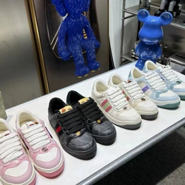 高跟凉鞋;女式皮靴;女式时装单鞋