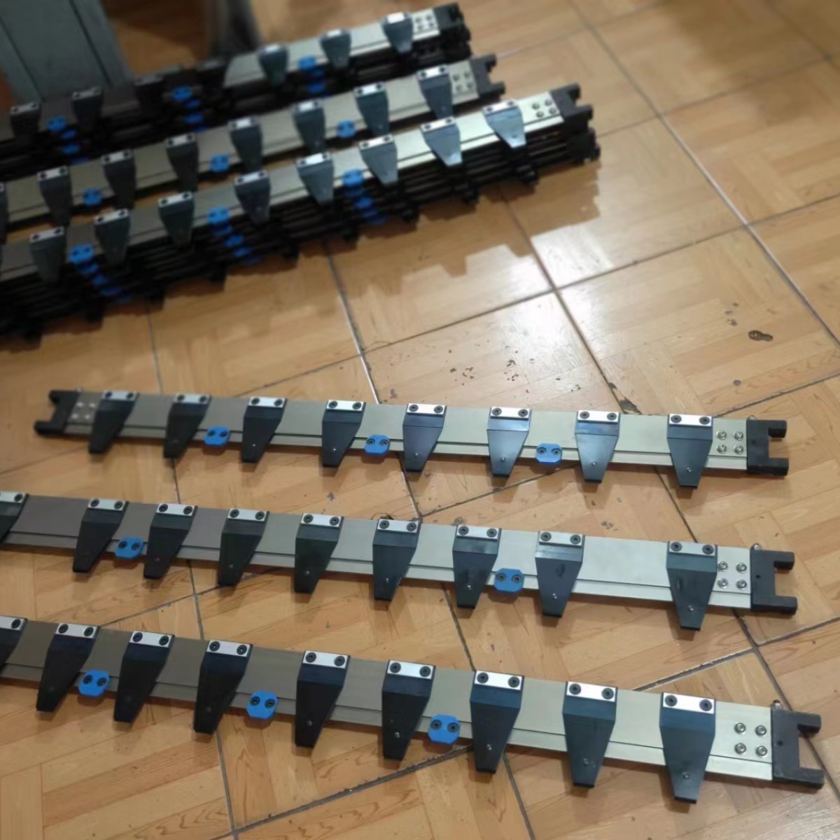 牙排 清废上顶针 下顶针 钢板  板框