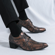 秋冬新款布洛克雕花皮鞋男韩版鳄鱼纹英伦风男士商务正装男鞋代发