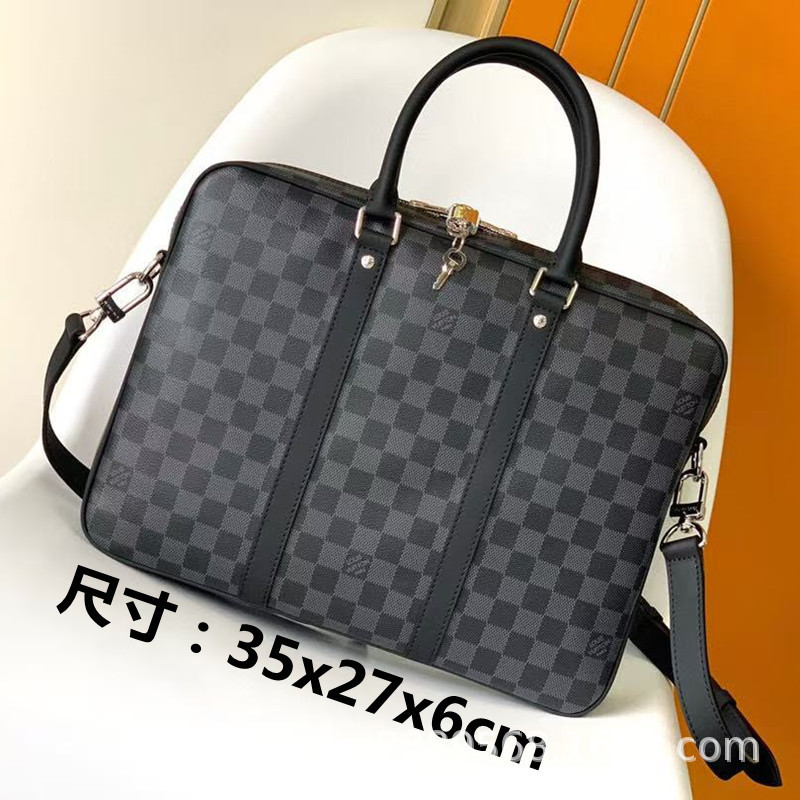 直接供給クロスボーダー m lv メンズバッグレディースバッグブラックウォリアーメッセンジャーバッグ枕バッグチェーンバッグボックスバッグポータブルブリーフケース|undefined