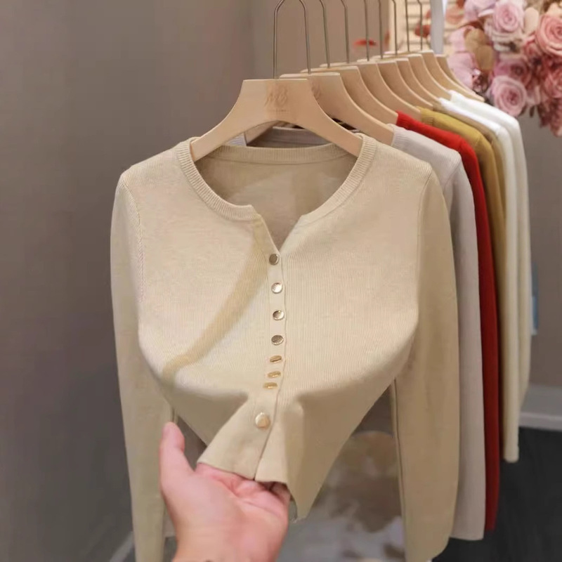 Women's Knitted Cardigan Spring and Autumn Outer Wear Fashionable Stylish V-Neck Solid Color Slim-Fit Short All-Match Sweater Jacket Women's Knitted Cardigan Spring and Autumn Outer Wear Fashionable Stylish V-Neck Solid Color Slim-Fit Short All-Match Sweater Jacket