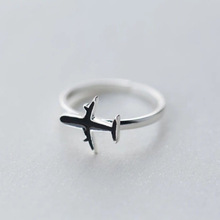 0022新款滴胶飞机时尚个性设计感戒指女简约烤漆韩国开口戒指饰品