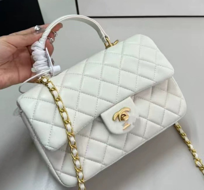 夏の新型バッグ女性ファッション本革手提げチェーン女性バッグ小金球斜めショルダーバッグ小香風菱格ショルダーバッグ|undefined